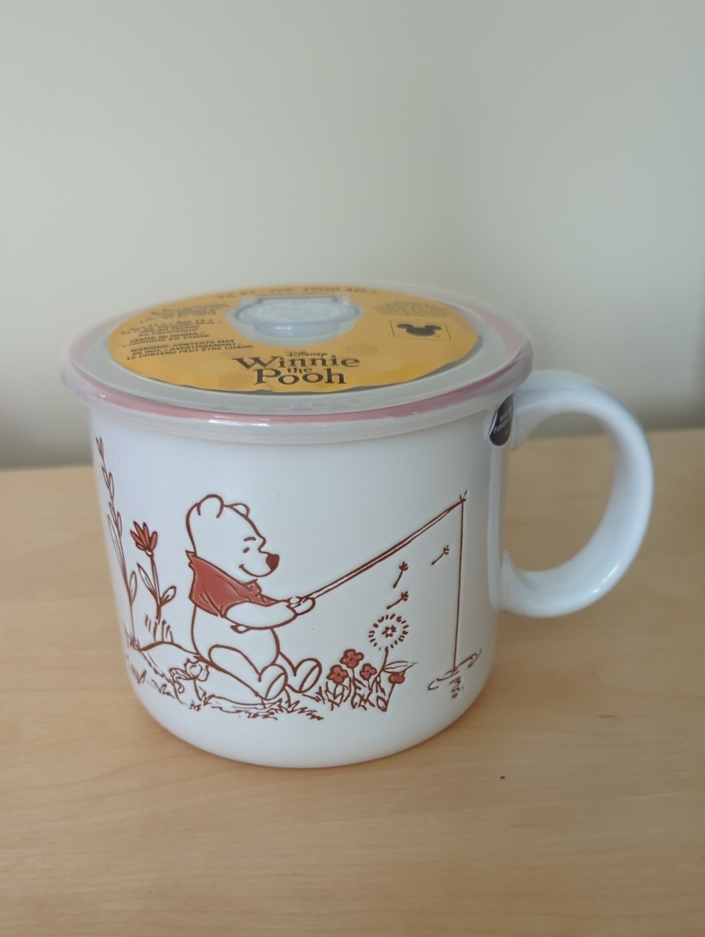 Disney Winnie the Pooh White Ceramic Mug with Pink Rim Lid